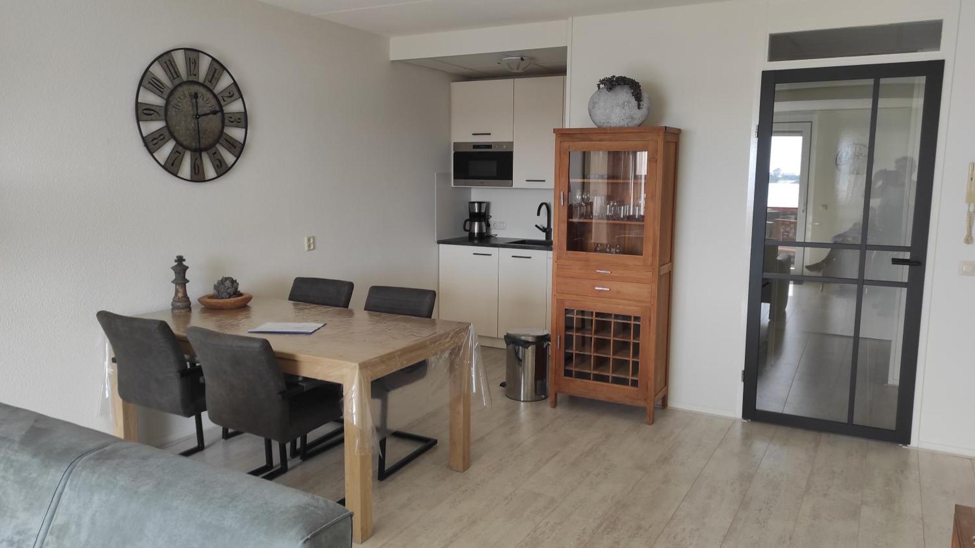 Appartement Ijsselmeer Makkum Strand Extérieur photo